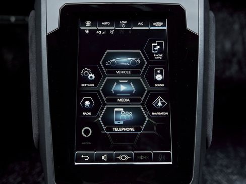 Used 2020 Lamborghini Huracan EVO image 59