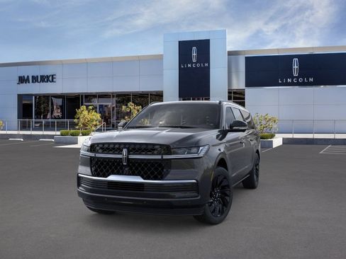 New 2026 Lincoln Navigator L Reserve w/ Jet Appearance Package AWD/4WD image 2