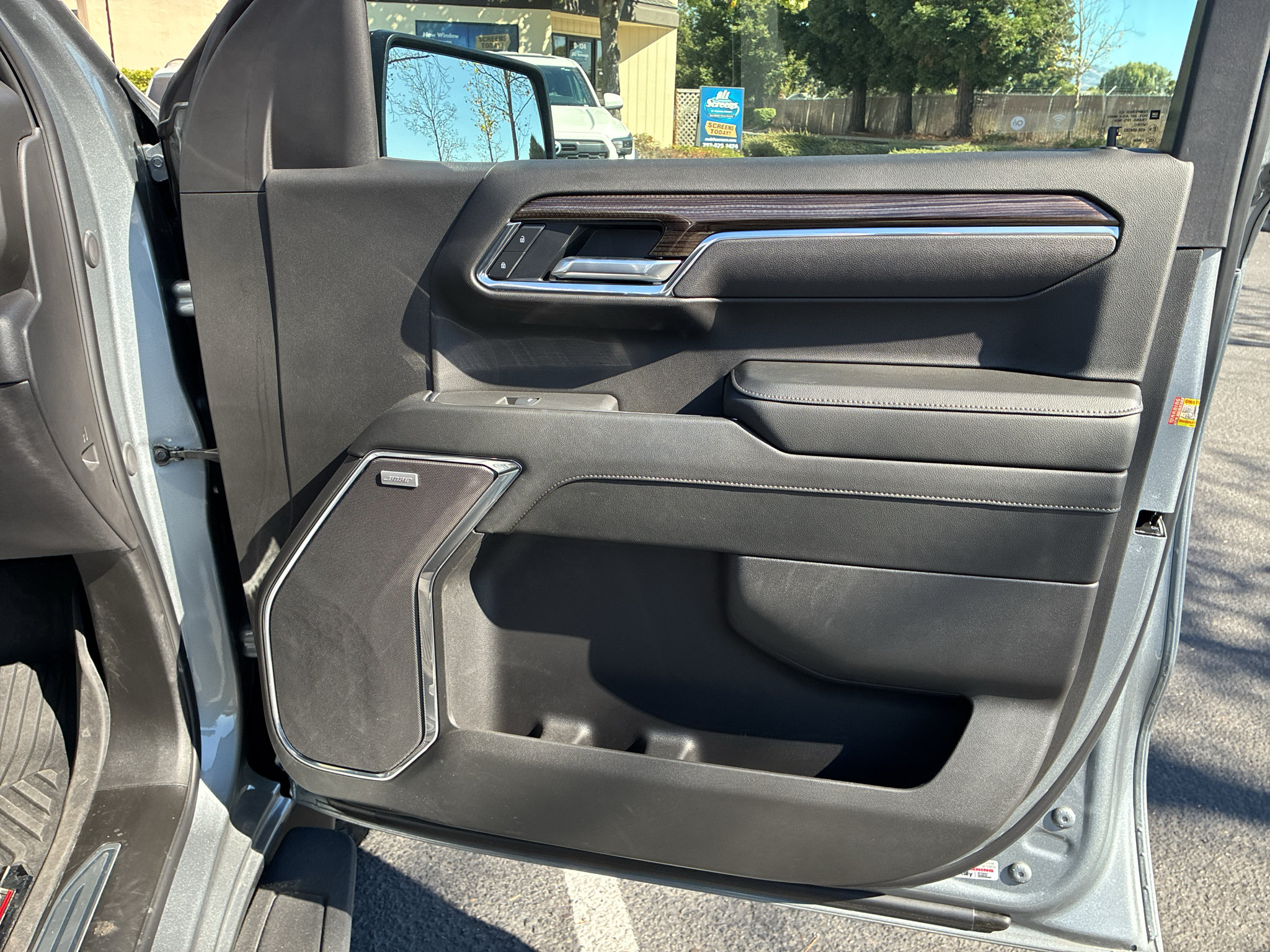 Used 2025 Chevrolet Silverado 1500 LT Trail Boss w/ Convenience Package II AWD/4WD image 55