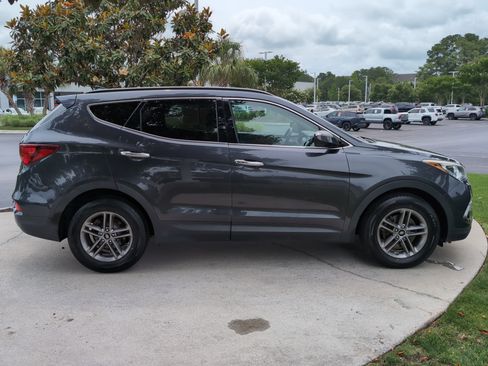Used 2017 Hyundai Santa Fe Sport AWD/4WD image 11