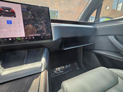 Used 2023 Tesla Model X AWD/4WD image 58