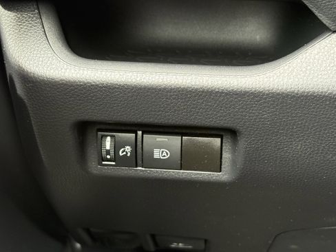 Used 2024 Toyota RAV4 LE FWD image 24