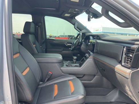 Used 2025 GMC Sierra 1500 AT4 w/ AT4 Premium Package image 14