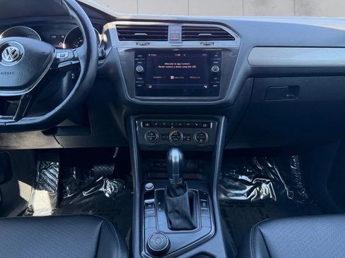 Used 2019 Volkswagen Tiguan SE AWD/4WD image 13