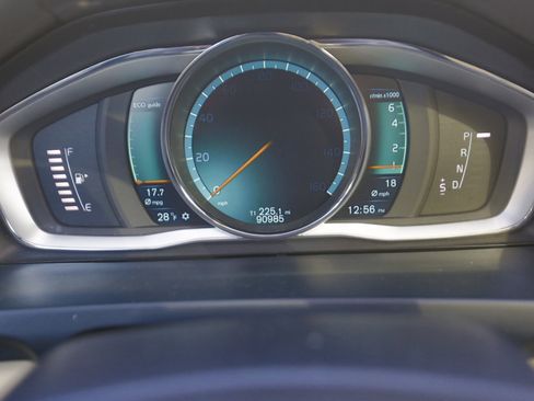 Used 2015 Volvo V60 T5 Premier Plus image 7