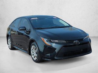 Used 2025 Toyota Corolla LE FWD video 3