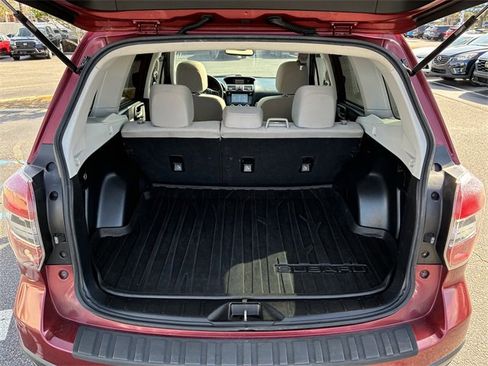 Used 2016 Subaru Forester 2.5i Premium image 29