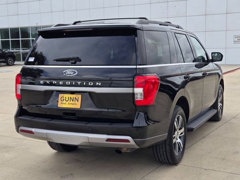 Used 2024 Ford Expedition XLT AWD/4WD image 7