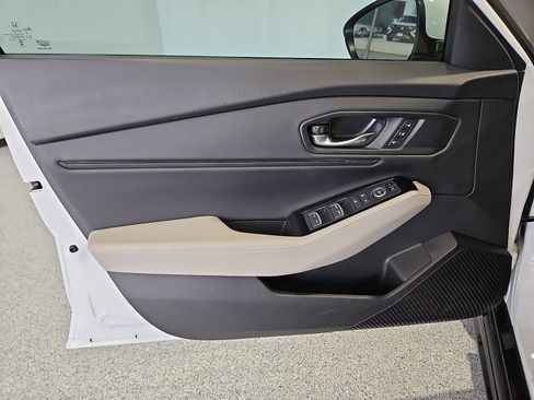 Used 2023 Honda Accord Touring image 15