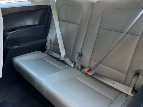 Used 2017 Acura MDX FWD image 16