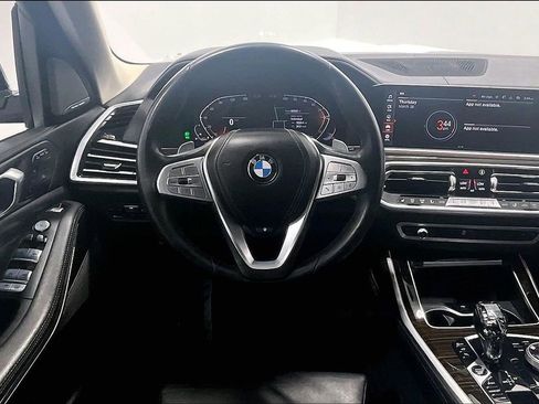 Used 2021 BMW X7 xDrive40i w/ Premium Package image 5