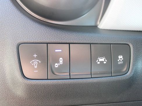 Used 2020 Hyundai Kona SEL AWD/4WD image 42