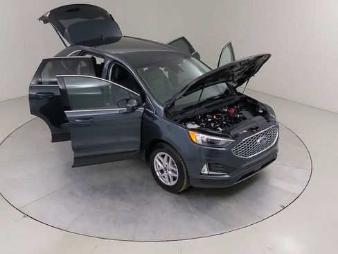 Certified 2024 Ford Edge SEL w/ Convenience Package image 46