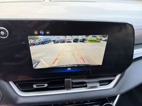 Used 2026 Chevrolet Equinox LT w/ Convenience Package II AWD/4WD image 19