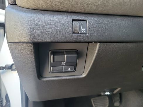 Certified 2024 Chevrolet Colorado ZR2 AWD/4WD image 25