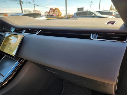 Used 2026 Land Rover Range Rover Evoque S image 17