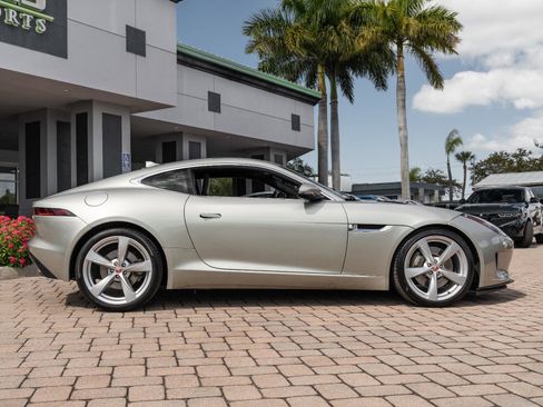 Used 2020 Jaguar F-TYPE Coupe image 35