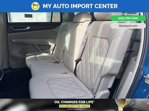 Used 2025 Volkswagen Atlas SEL Premium R-Line image 22
