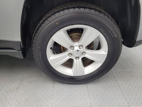Used 2015 Jeep Compass Sport w/ Power Value Group AWD/4WD image 31