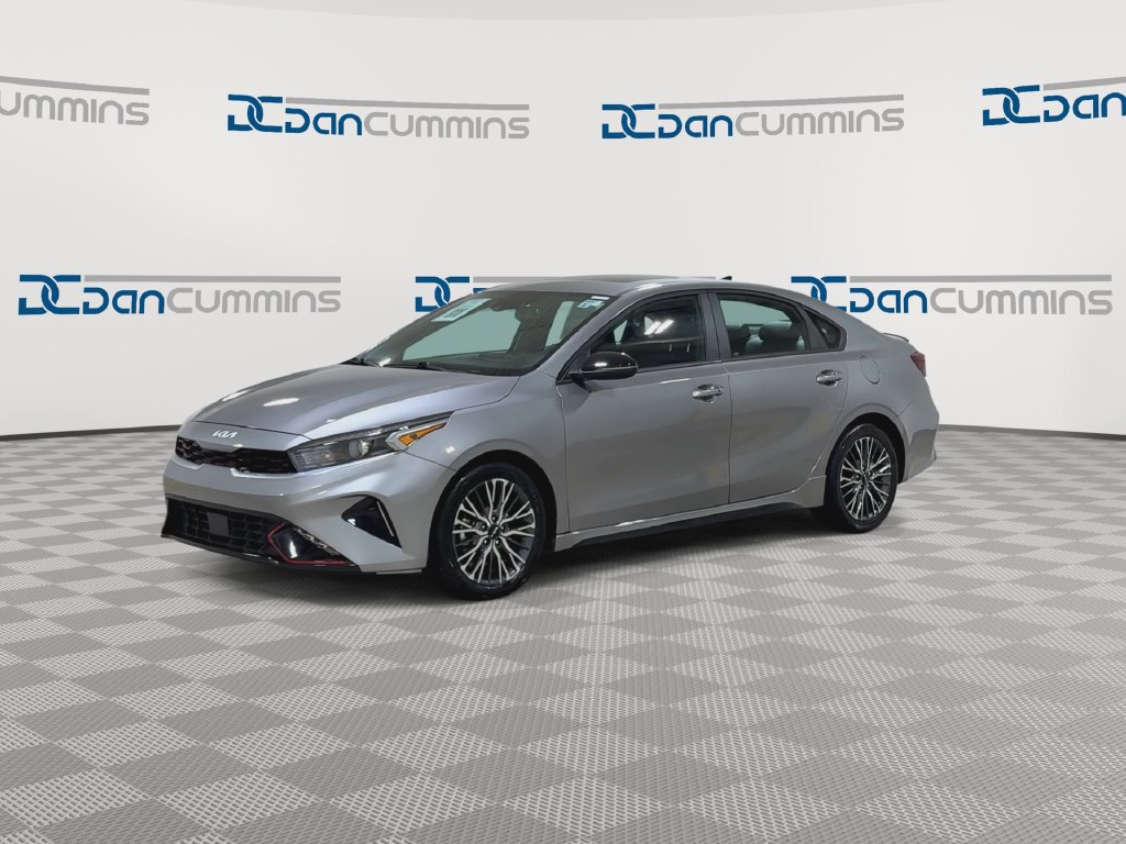 Used 2024 Kia Forte GT-Line w/ GT-Line Premium Package FWD image 4
