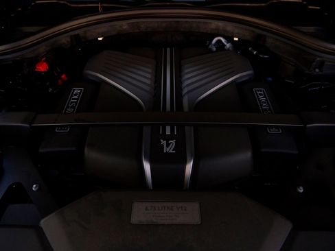 Certified 2024 Rolls-Royce Cullinan Black Badge image 30