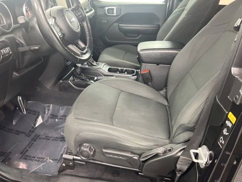 Used 2021 Jeep Wrangler Sport image 9