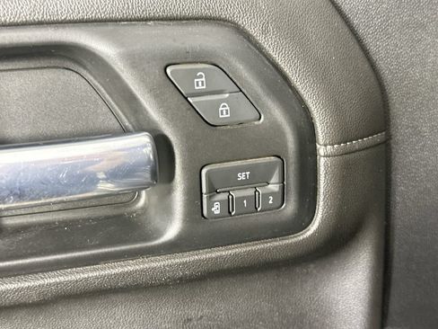Used 2020 GMC Sierra 2500 Denali w/ Denali Ultimate Package AWD/4WD image 21
