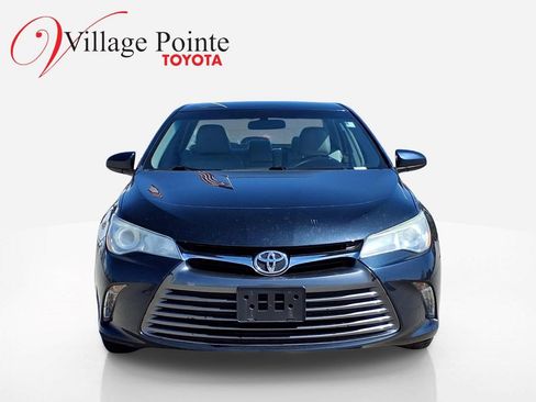 Used 2015 Toyota Camry XLE image 9