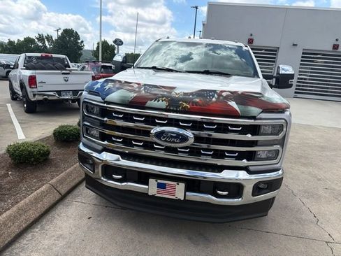 Used 2024 Ford F250 Lariat w/ Chrome Package AWD/4WD image 7
