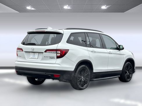 Certified 2022 Honda Pilot Black Edition image 8