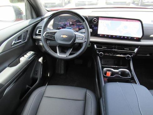 New 2025 Chevrolet Traverse LT w/ Enhanced Driving Package image 12