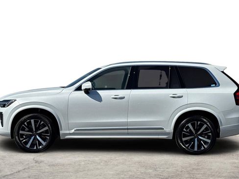 Used 2026 Volvo XC90 B5 Core w/ Protection Package image 5