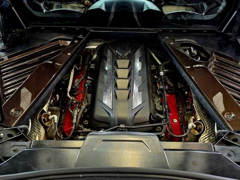 Used 2022 Chevrolet Corvette Stingray Preferred Cpe w/ Z51 Performance Package RWD image 12