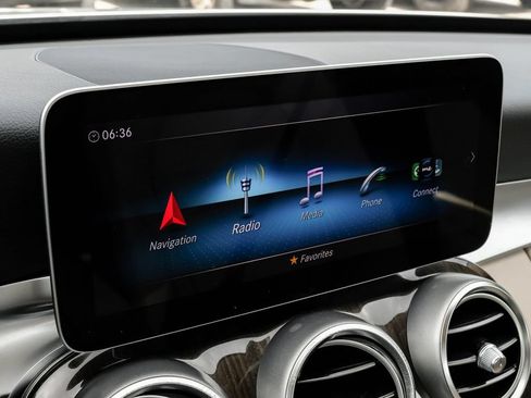 Used 2019 Mercedes-Benz C 300 Sedan image 26