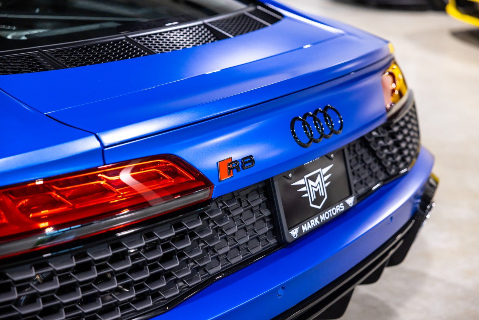Used 2023 Audi R8 V10 performance RWD image 15