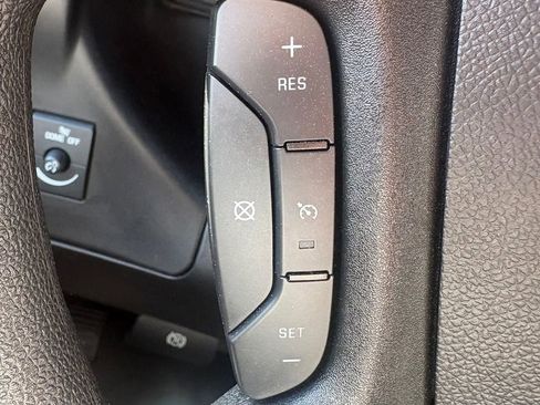 Used 2024 GMC Savana 2500 w/ Driver Convenience Package RWD image 7