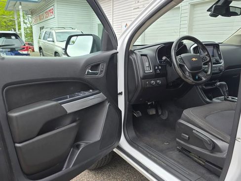 Used 2020 Chevrolet Colorado LT AWD/4WD image 56