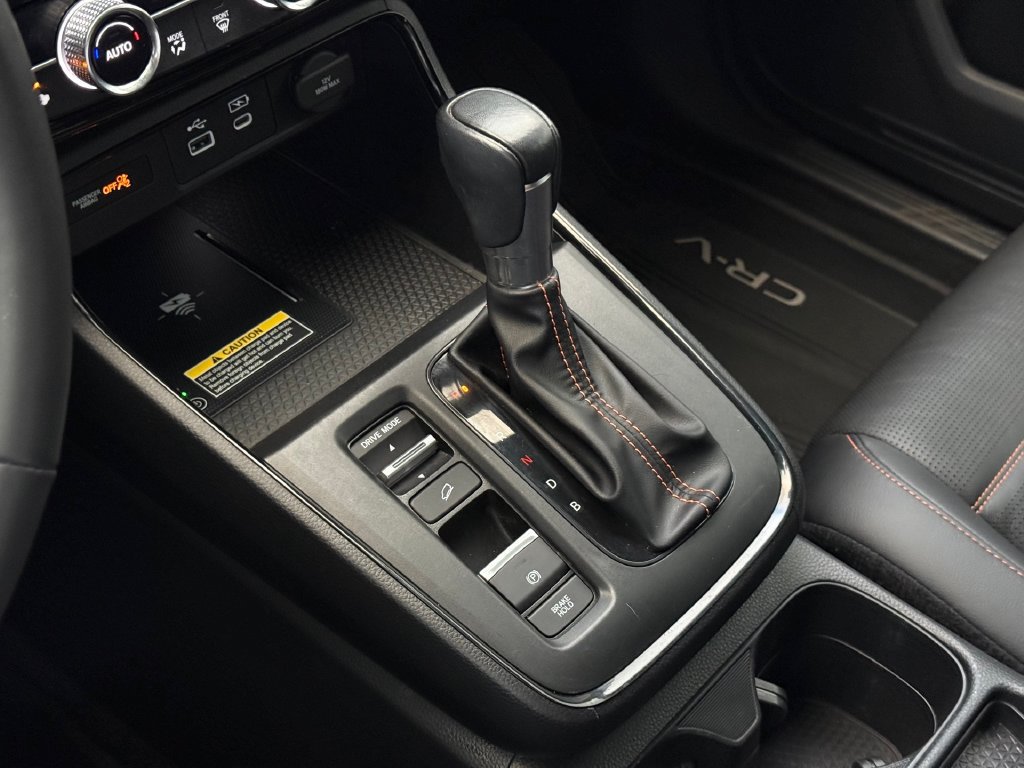 Used 2024 Honda CR-V Sport Touring image 17