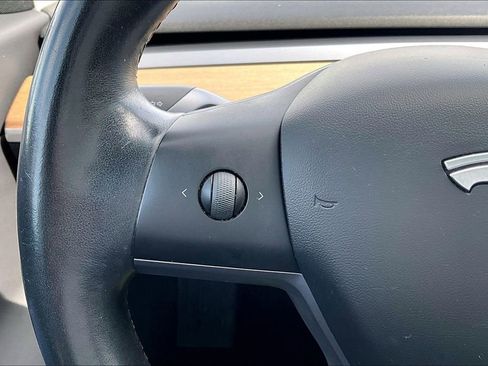 Used 2019 Tesla Model 3 Long Range AWD/4WD image 17