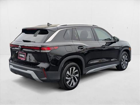 New 2025 Volkswagen Tiguan S image 2