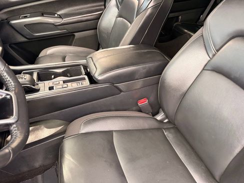 Used 2022 Nissan Pathfinder SL w/ SL Premium Package FWD image 20