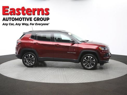 Used 2022 Jeep Compass Limited w/ Sun and Sound Group AWD/4WD image 48