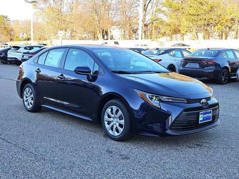 New 2026 Toyota Corolla LE FWD image 3