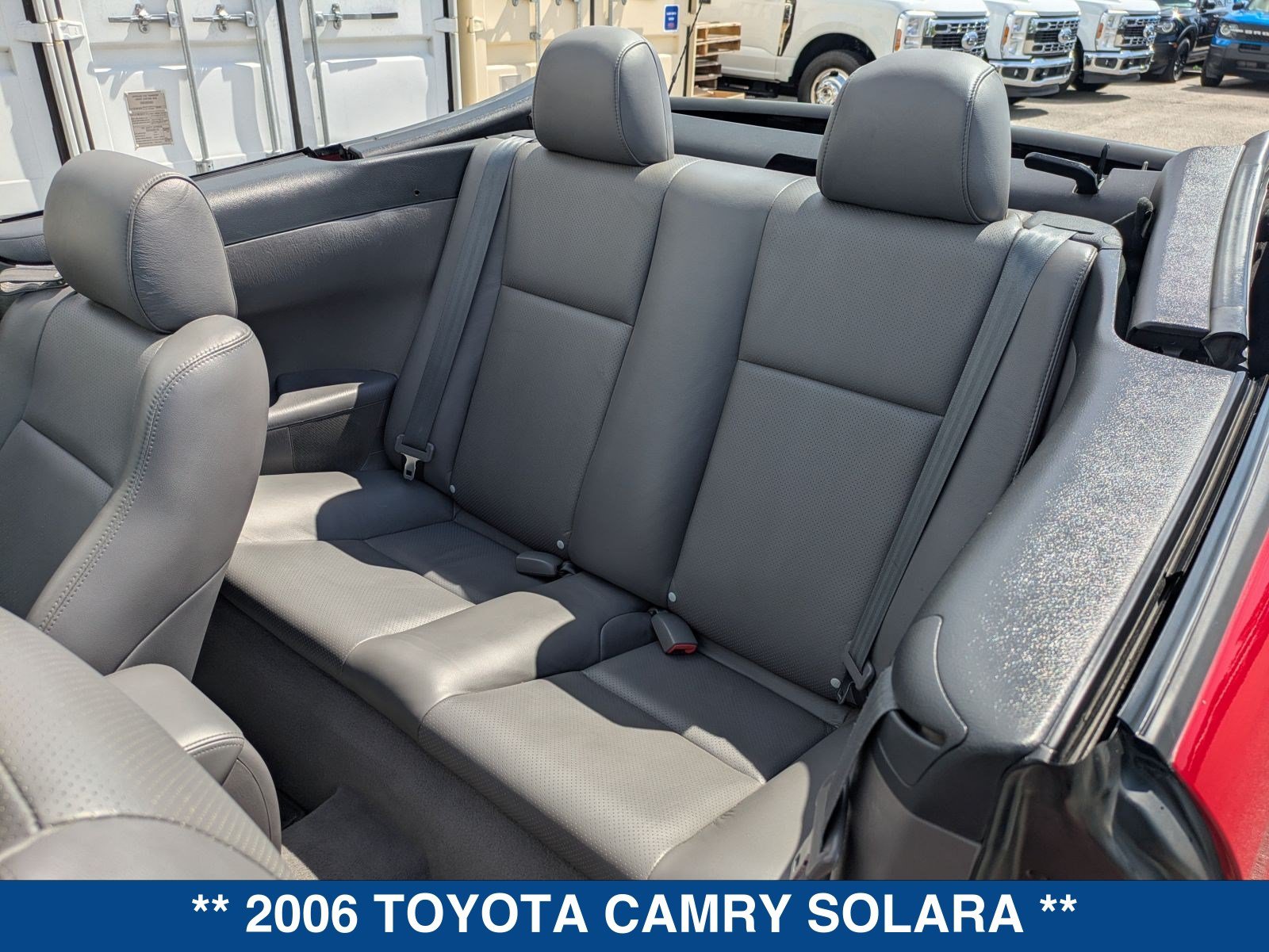 Used 2006 Toyota Solara SLE FWD image 16