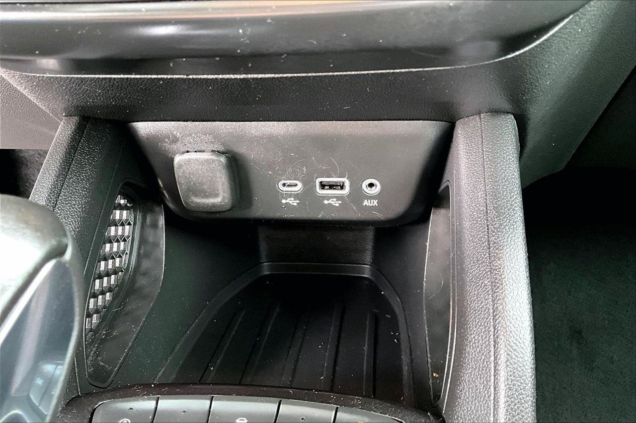 Used 2023 Chevrolet TrailBlazer RS AWD/4WD image 17
