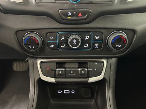 Used 2023 GMC Terrain SLE w/ Driver Convenience Package AWD/4WD image 21