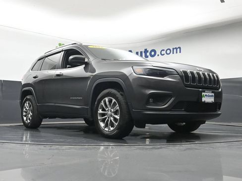 Used 2019 Jeep Cherokee Latitude Plus AWD/4WD image 26