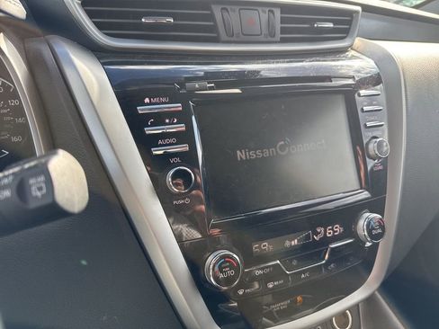 Used 2020 Nissan Murano S w/ Technology Package image 6