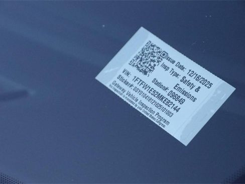 Certified 2021 Ford F150 XLT w/ Equipment Group 302A High image 28