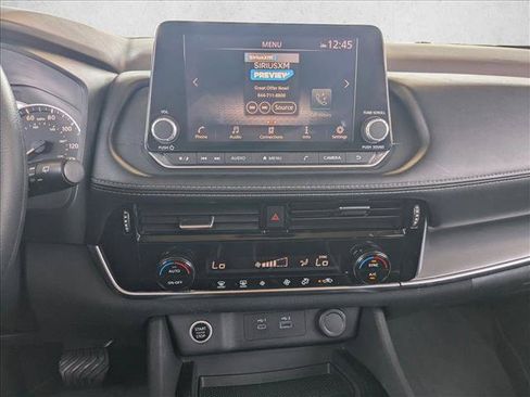 Used 2021 Nissan Rogue SV FWD image 14